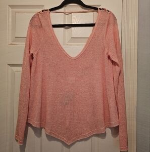 Lightweight sweater